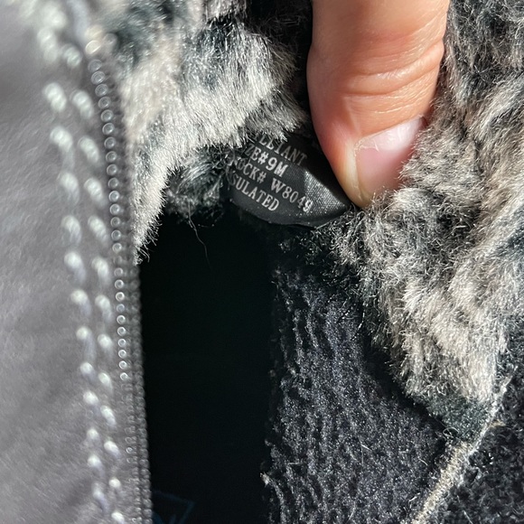 Brilliant Woman’s Waterproof Leather Ankle Heeled Boots - Picture 15 of 16